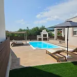 Villa Sunn Joy Kaštela