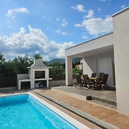 Villa Sunn Joy